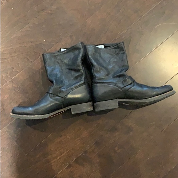 Like new slouchy Frye mid moto - Picture 2 of 6